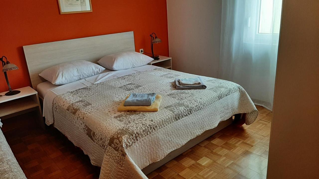 Rooms Neda Rab Town Bagian luar foto