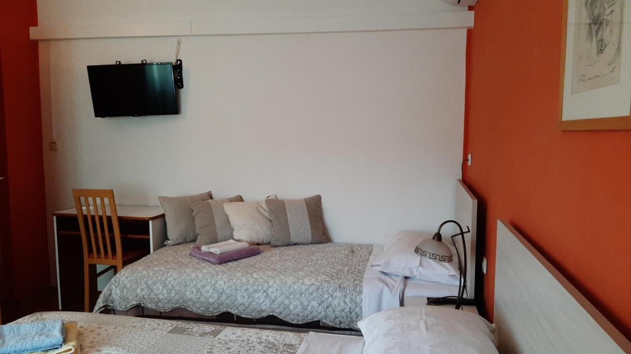 Rooms Neda Rab Town Bagian luar foto