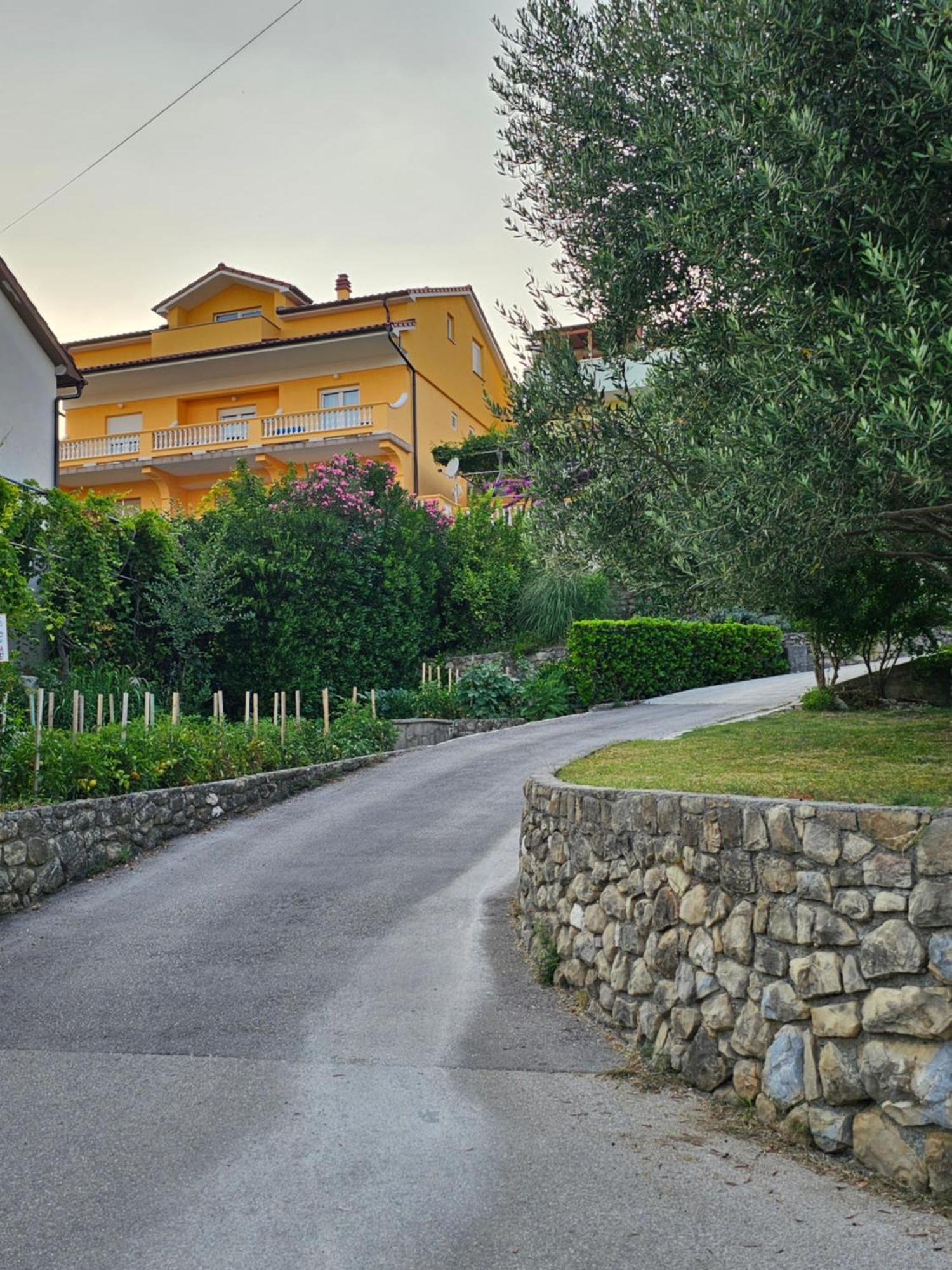 Rooms Neda Rab Town Bagian luar foto