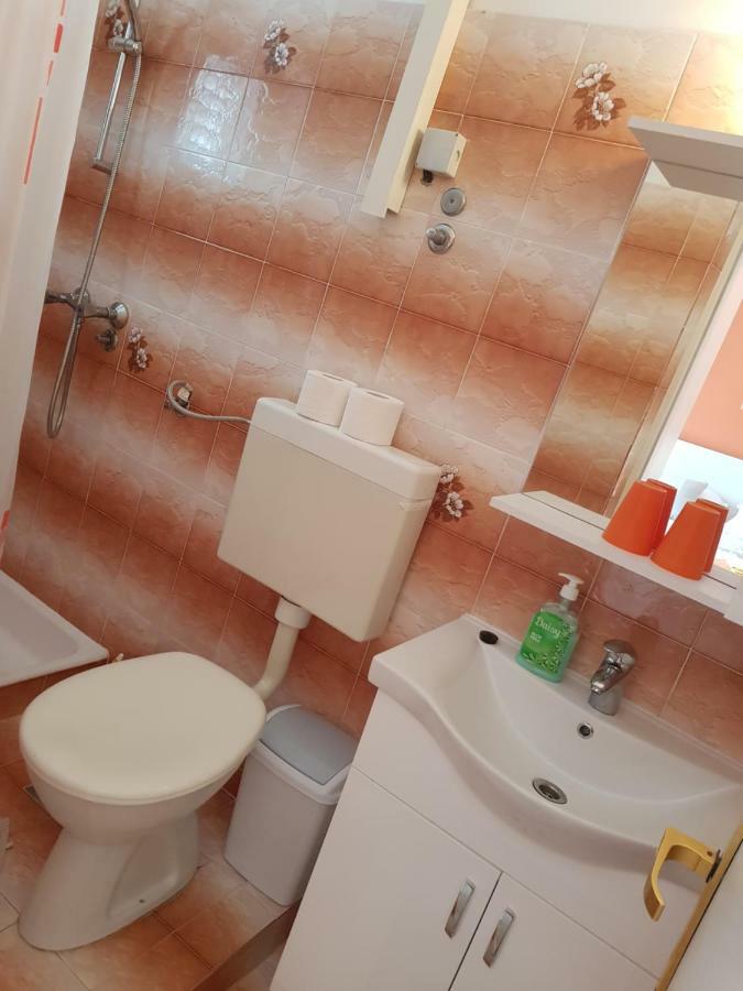 Rooms Neda Rab Town Bagian luar foto